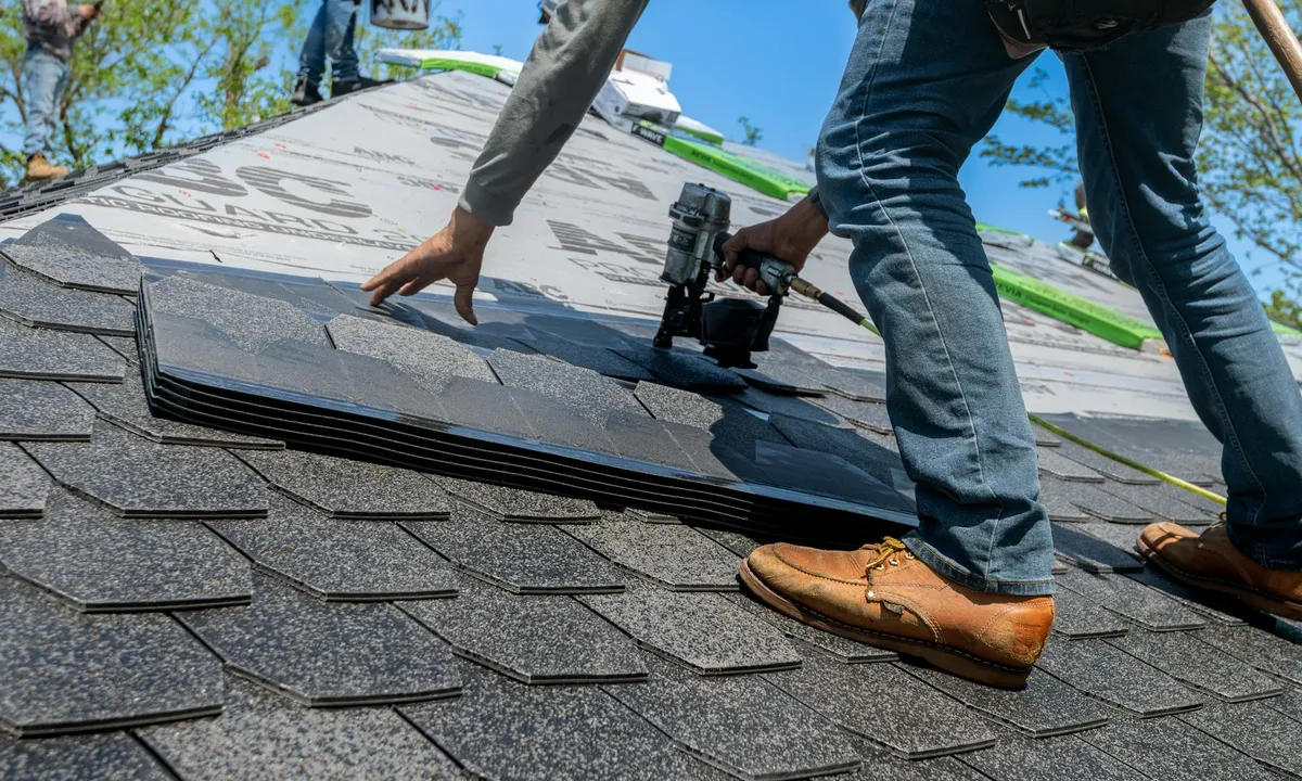 Stop Losing Money: After-Hours Lead Capture for Roofers automation workflow graphic