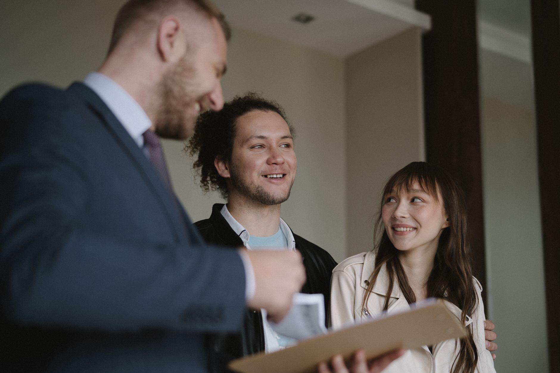 Real Estate CRM Follow Up Not Working? Fix It Now.