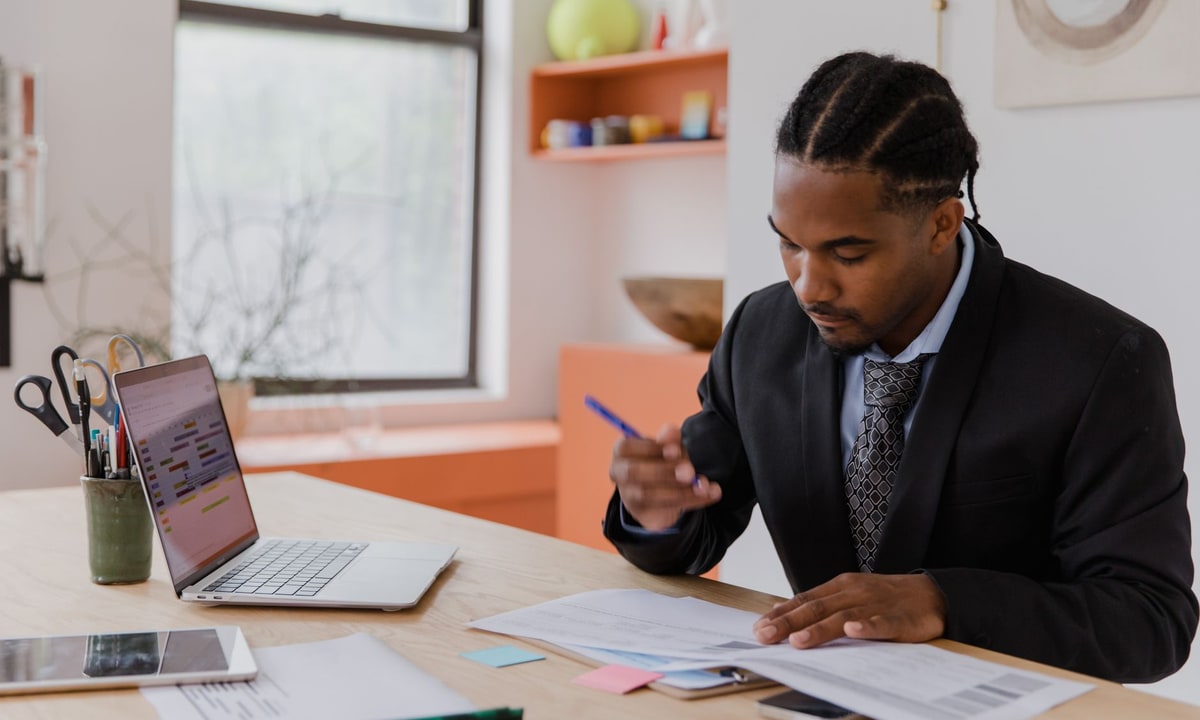 Business owner waiting on an unpaid invoice